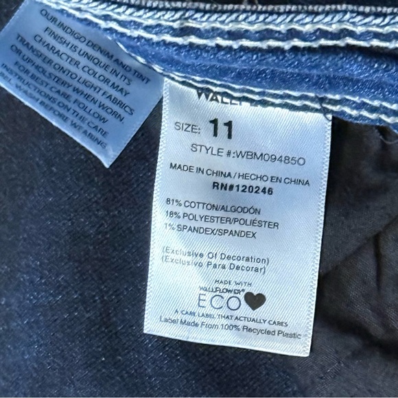 WallFlower Women Luscious Curvy Bootcut Mid-Rise Insta Stretch Juniors Jeans 11 - Picture 5 of 14